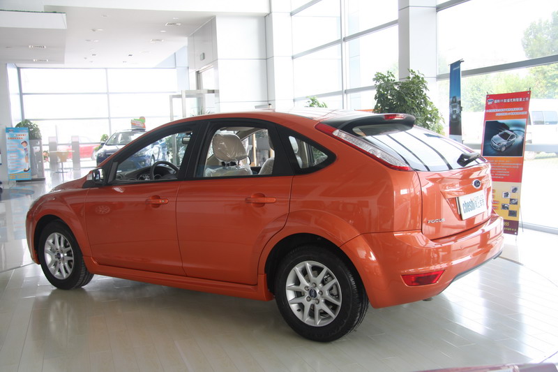 新车保险选择谁?09款福克斯投保对比 图片浏览