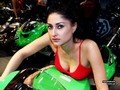 五顏六色 歐美性感美女用胸看你-多圖