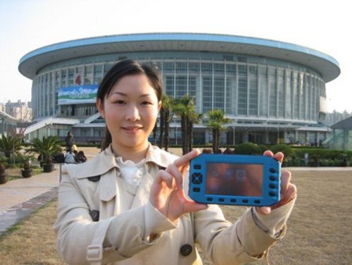 世博电子导游推出1元服务 会说七国语言(图)