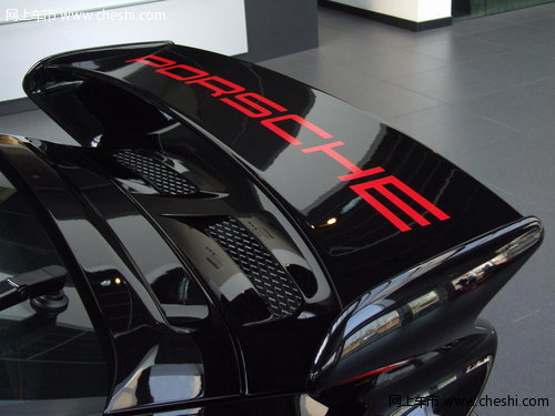 东莞保时捷中心联手天骄峰景—保时捷911 Carrera S Porsche Carrera Cup Asia限量版