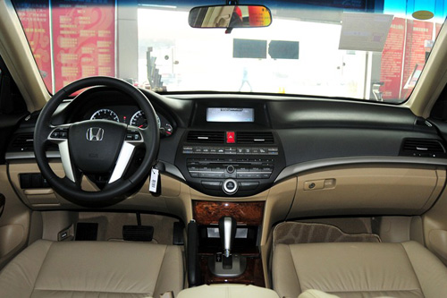 广本成邦店贷款购雅阁 免利息免手续费_雅阁_