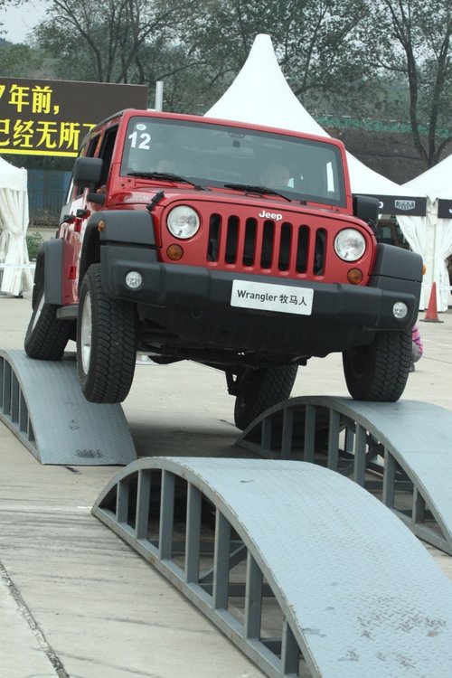 2011 Jeep?ȫȫϵԼݻھ(4) ҳ 
