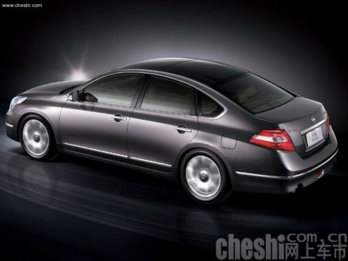 天籁夏日现车大促销 指定车型降价3万元