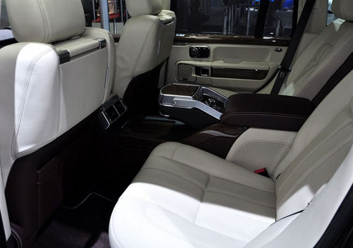 2011款路虎揽胜3.0系列 天津港现车到店