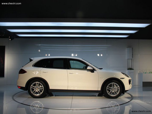 2011款保时捷卡宴3.0中规 天津现车出售