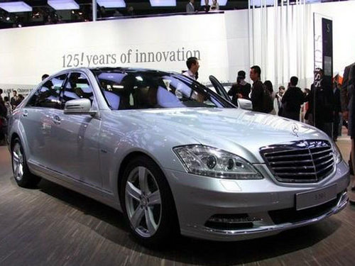 2012款奔驰S600现车 天津港优惠2万出售