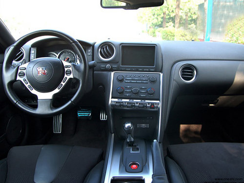 2012款日产GT-R跑车天津现车到店优惠售