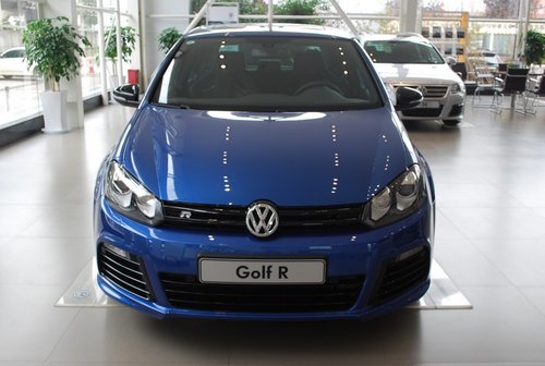 拥有桀骜不驯的身份 高尔夫R到店实拍