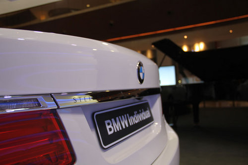 售179.8万起 BMW7系施坦威全球版广州上市