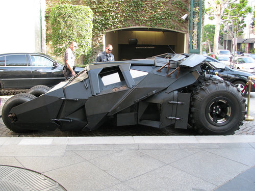 蝙蝠侠战车赛道测试 将在下一部电影重生