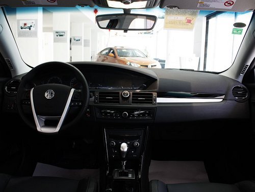 MG6三厢版直降18000元 只需12.78万元