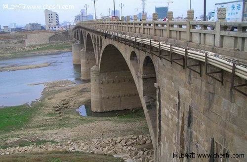 三一大道浏阳河大桥因安全隐患即将重建