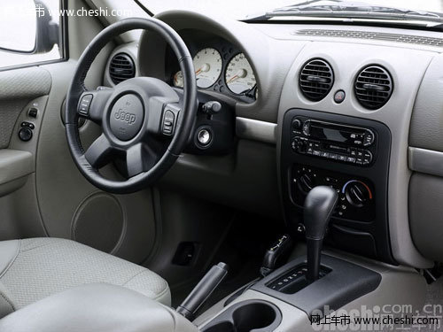 2011款Jeep自由客深圳接受预定 订金2万