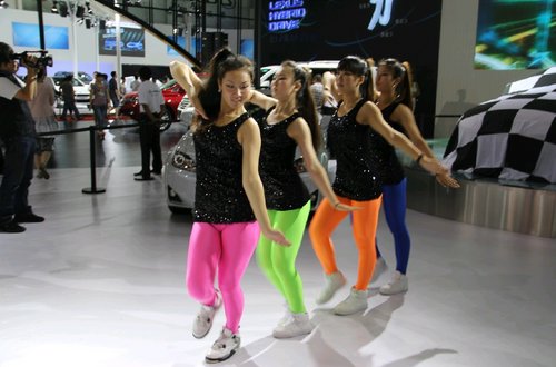 雷克萨斯IS250C 哈尔滨车展优雅上市