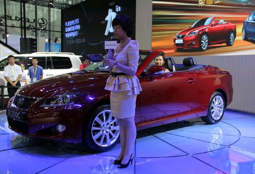 雷克萨斯IS250C 哈尔滨车展优雅上市