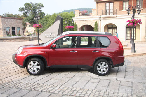 2010款奇骏 兰州地区购车享16000元优惠