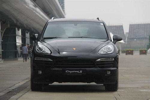 2011款保时捷卡宴3.0 天津港特价车热销