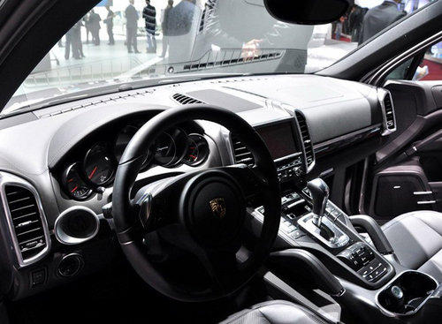 2011款保时捷卡宴3.6 天津灰色现车优惠