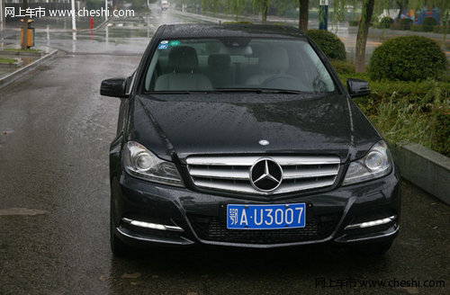 激情新贵 武汉实拍奔驰新C级