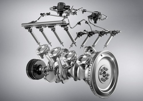 奔驰AMG新5.5升V8引擎细节 性能高油耗低