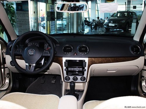 上海大众朗逸1.4T有少量现车  暂无优惠