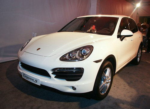 2011款新保时捷卡宴3.6 天津港白色热销