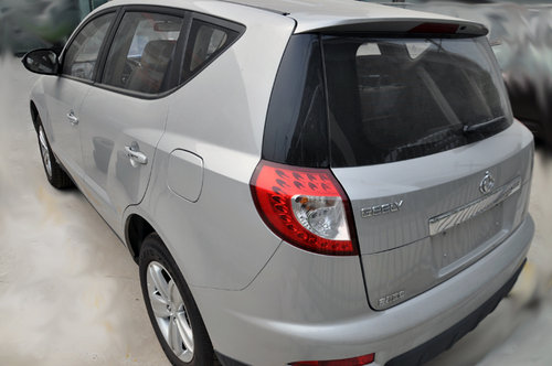 吉利全球鹰GX7谍照 定位紧凑型城市SUV