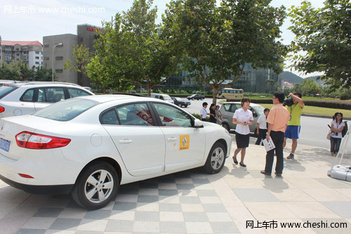 大连车市：软景广场教师节车展圆满落幕