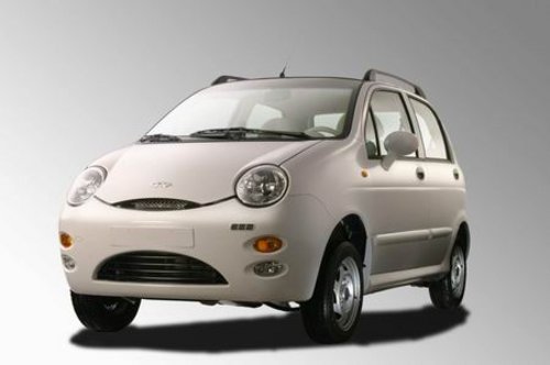 奇瑞QQ车展让利7000元车价23800元起_奇瑞