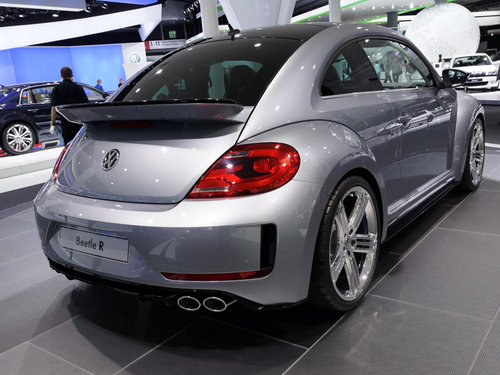 蓝色卡钳/四出排气 甲壳虫R亮相法兰克福