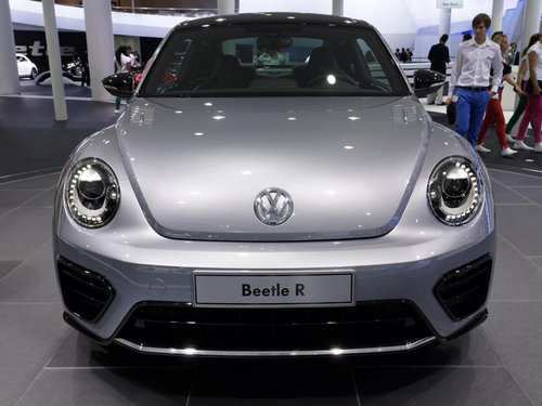 蓝色卡钳/四出排气 甲壳虫R亮相法兰克福