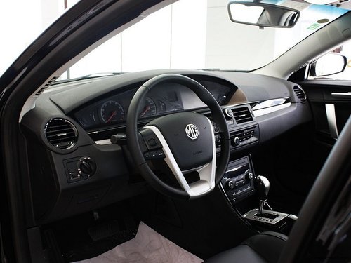 首付1.39万年零利率优惠 MG6等你开回家