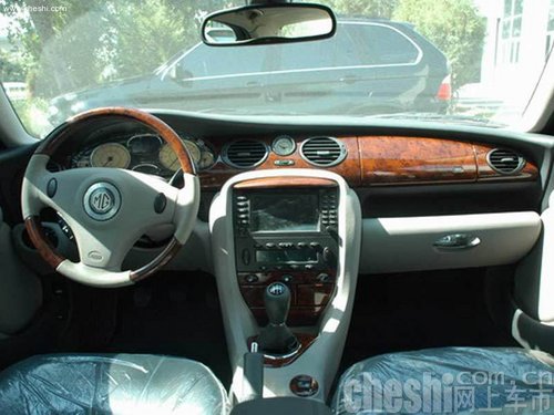 车展优惠裸车价等于包牌价 MG7买车全送