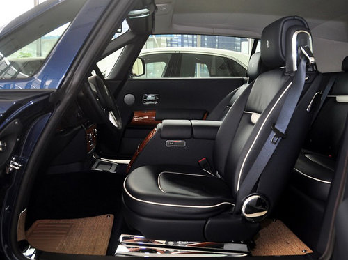 2012款劳斯莱斯幻影天津港现车展厅到店