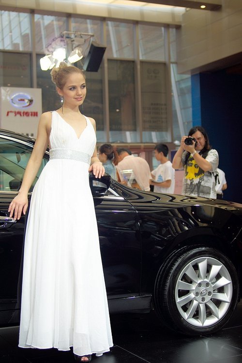2011广州十一南方车展 暨第三届车模摄影大赛报名开始了