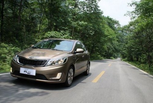 开车出游赏初秋，五款高性能小车推荐