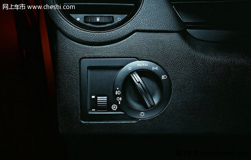 时尚MG6 Fastback订金10000元送大礼包