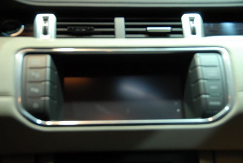 2011南京国际车展实拍路虎揽胜极光