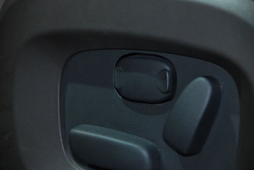 2011南京国际车展实拍路虎揽胜极光