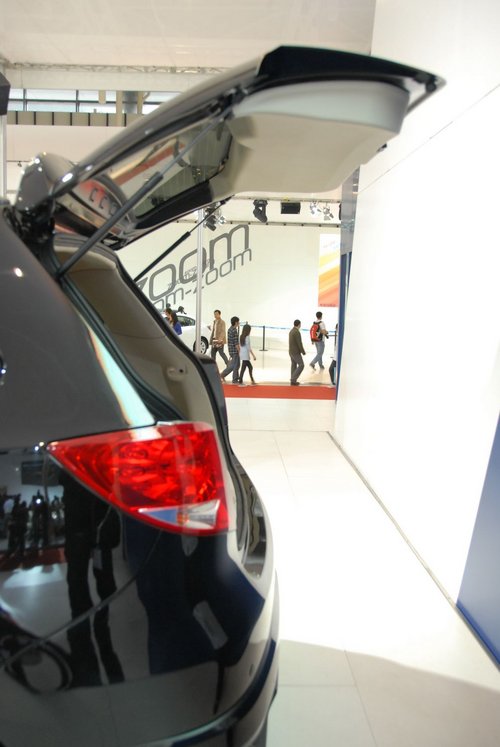 2011南京国际车展海马骑士SUV实拍