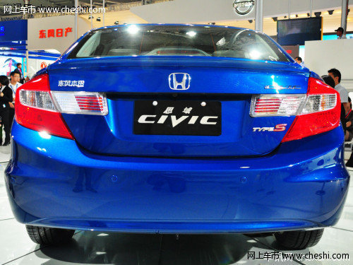 第九代思域月底上市车展预定赠原厂礼包