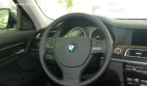 BMW 750Li xDrive四驱大连燕宝现车有售