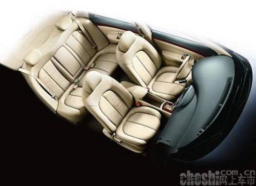 东风日产轩逸全系降1.5万元 店内有现车