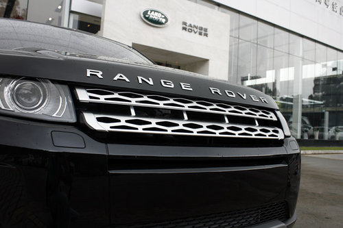 路虎年度重磅车型 实拍揽胜极光五门/三门版