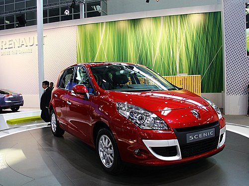 2012款雷诺新款风景正式上市 增导航版