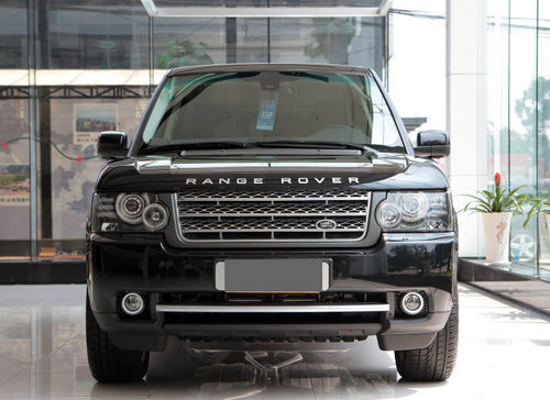 进口路虎揽胜运动版天津店内现车优惠价