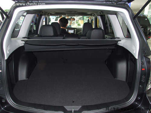 2012款斯巴鲁森林人上市 可加93号汽油