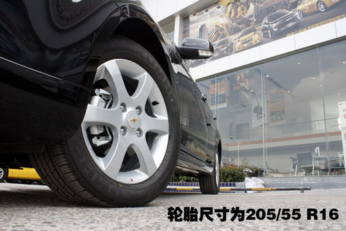 景程行政版到店优惠2.5万元送iphone4S