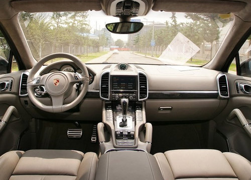 2011款保时捷卡宴3.0T紫色  天津港现车