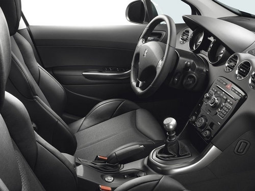 东风标致308“选择出色”保定上市发布